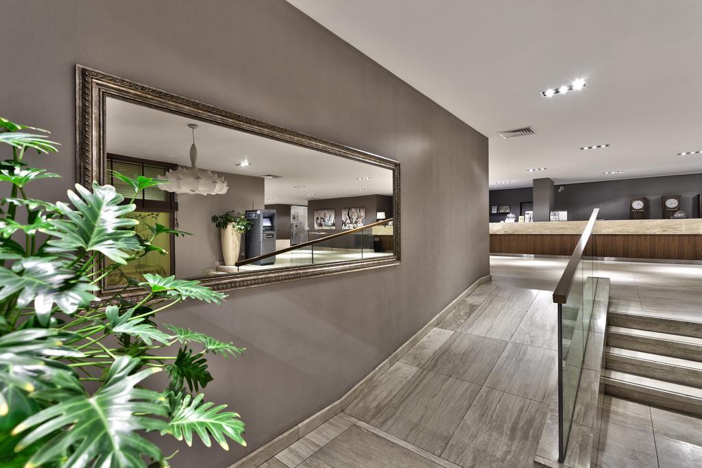 Interhotel